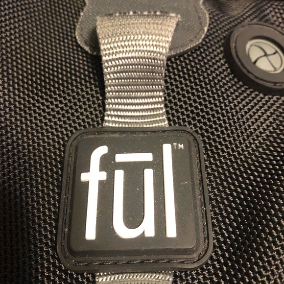 ful Back pack - Picture 2 of 4